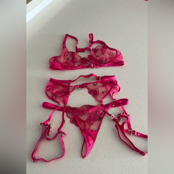 Honey Birdette Hearts Sequin Set - Picture 6 of 11